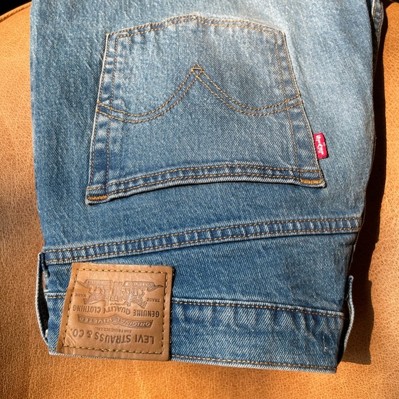 Levi’s Premium Wedgie Fit, 31W - Picture 5 of 7